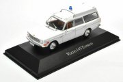 Volvo 145 Ambulance model car