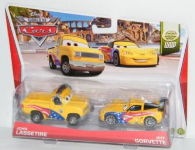 Jeff Gorvette med depå chef v2014 - Cars 2