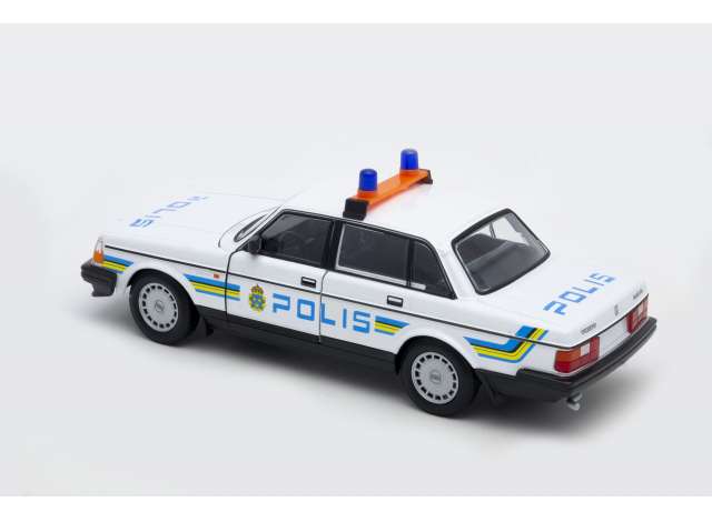 ミニチャンプス pma Volvo 240 Police Sweden