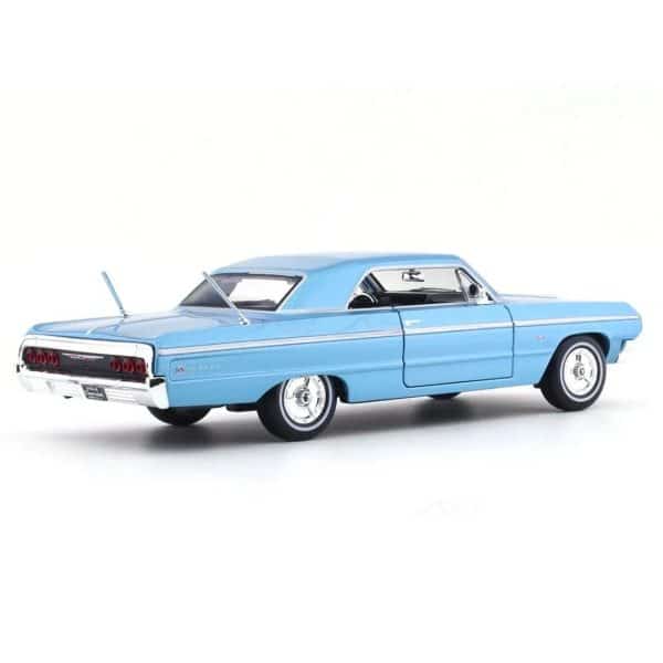 Chevrolet Impala SS 1964 blå - skala 1:24 - Bild 2