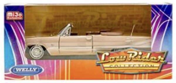 Chevrolet Impala Conv. 1963 gold low rider - skala 1:24 - Bild 2