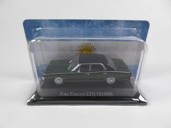 Ford Fairlane LTD V8 1969 grön - skala 1:43 - Bild 2