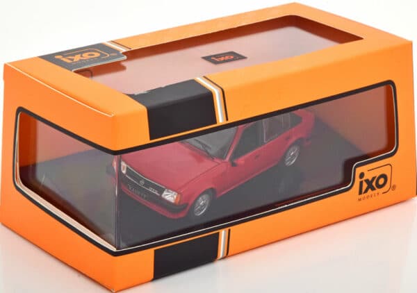 Opel Kadett D GT/E 1983 röd - skala 1:43 - Bild 2