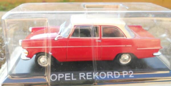 Opel Rekord P2 1963 röd - skala 1:43 - Bild 2