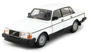Volvo 240 GL hvit - skala 1:24