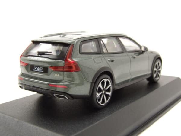 Volvo V60 Cross Country 2019 Fyregrå - skala 1:43 - Billede 3